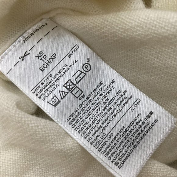 Gap Cardigan Sweater Womens XS Merino Wool Ivory Vneck - Picture 4 of 9